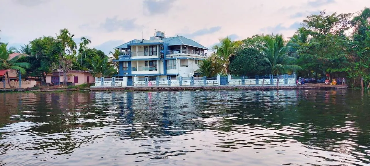Captains Cabin Backwater Resort location